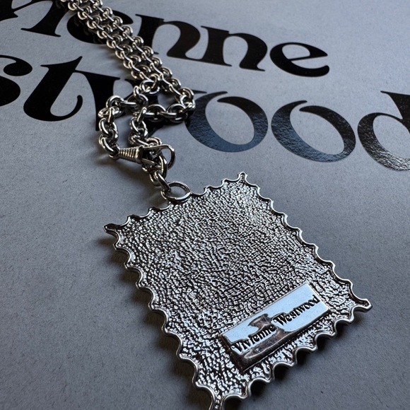Vivienne Westwood Rare FW11 Runway Stamps long Necklace – RARE - Collector - Picture 9 of 14